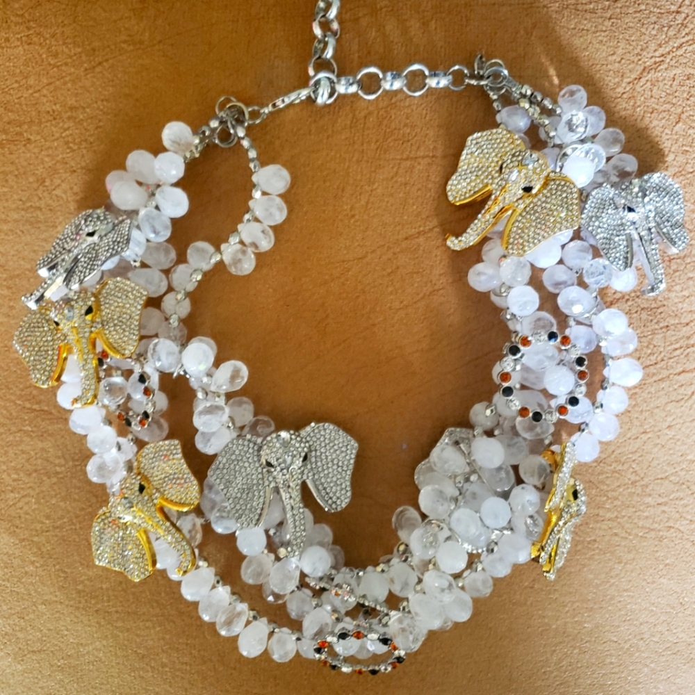 Vintage Sassy Jones Boutique Necklace